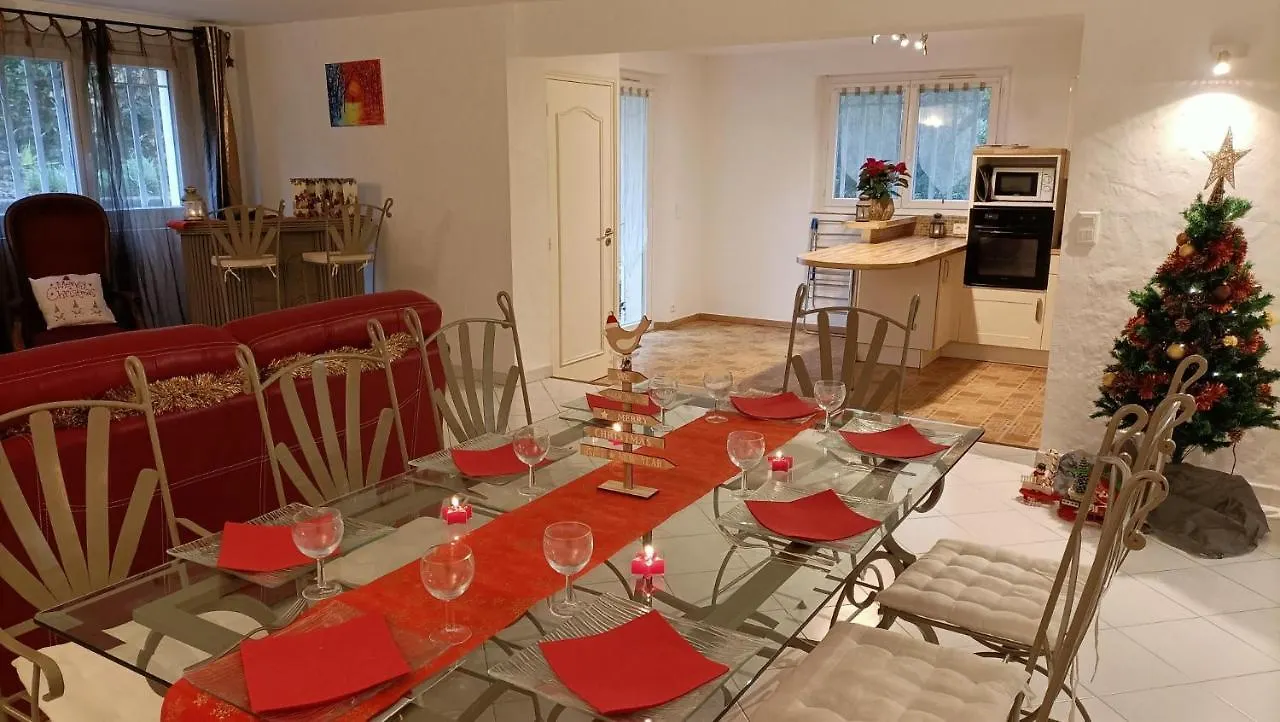 Location Rez De Maison Dans Quartier Charmant Saint-Raphaël 0*,  فرنسا